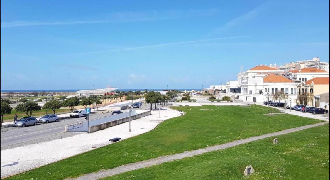 Mar A Vista Guest House Povoa de Varzim Exterior photo
